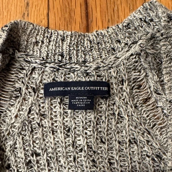 American Eagle Outfitters | Gray Women's Open Front Cardigan | size M - Picture 2 of 5